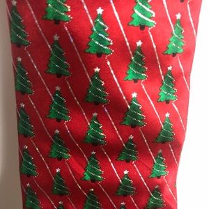Men’s Christmas tree neck tie